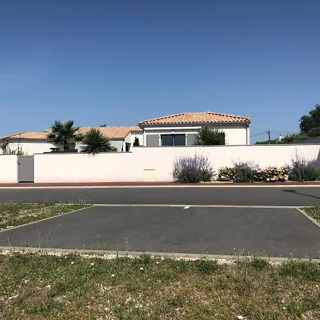 Logement Neuf Climatise Avec Parking Saint-Sulpice-de-Royan Buitenkant foto