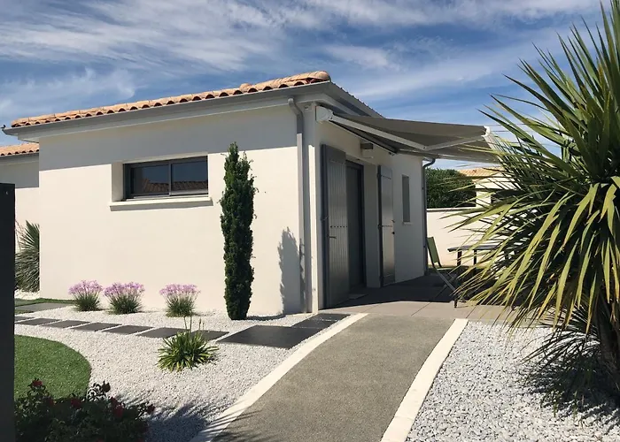 Logement neuf climatisé avec parking