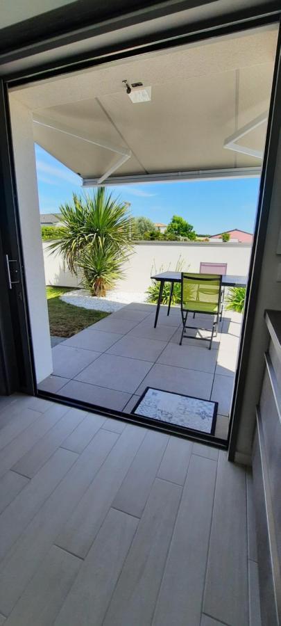 Neuf Climatisé Avec Parking Saint-Sulpice-de-Royan